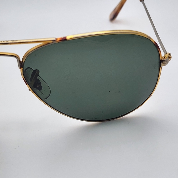 Vintage B&L Ray-Ban Aviator Sunglasses & Case - Picture 6 of 11